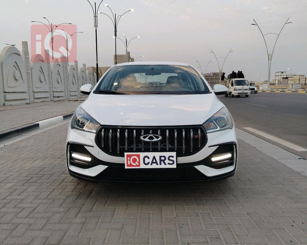 Chery Arrizo 5